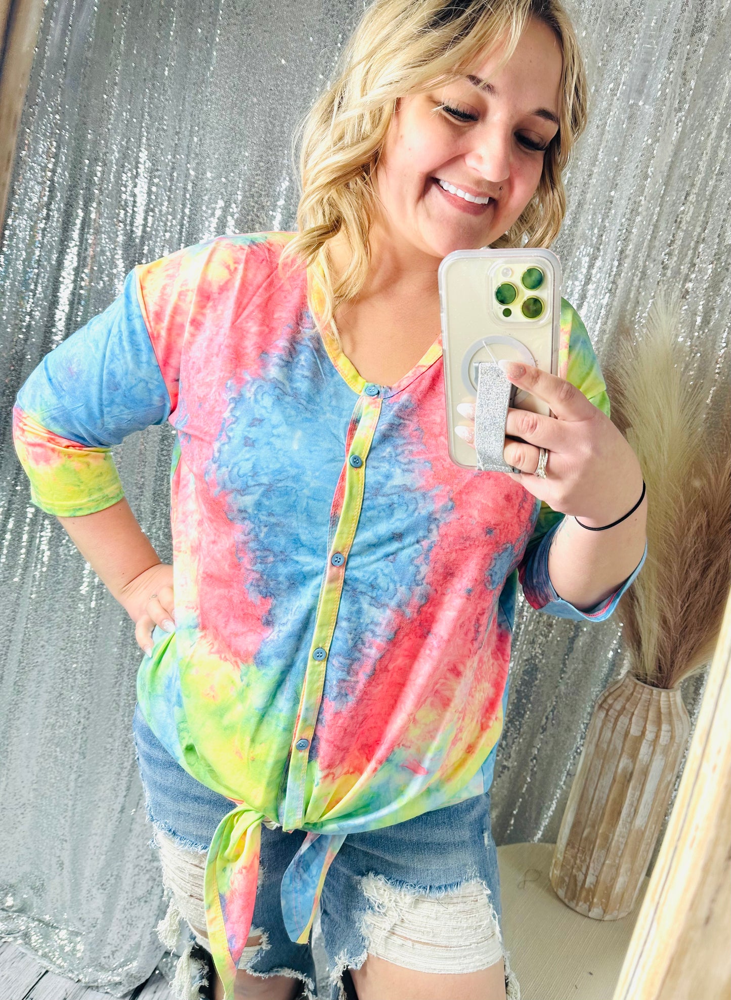 Lucky & Blessed - Tie Die Quarter Sleeve Button Down Knot Tie Top