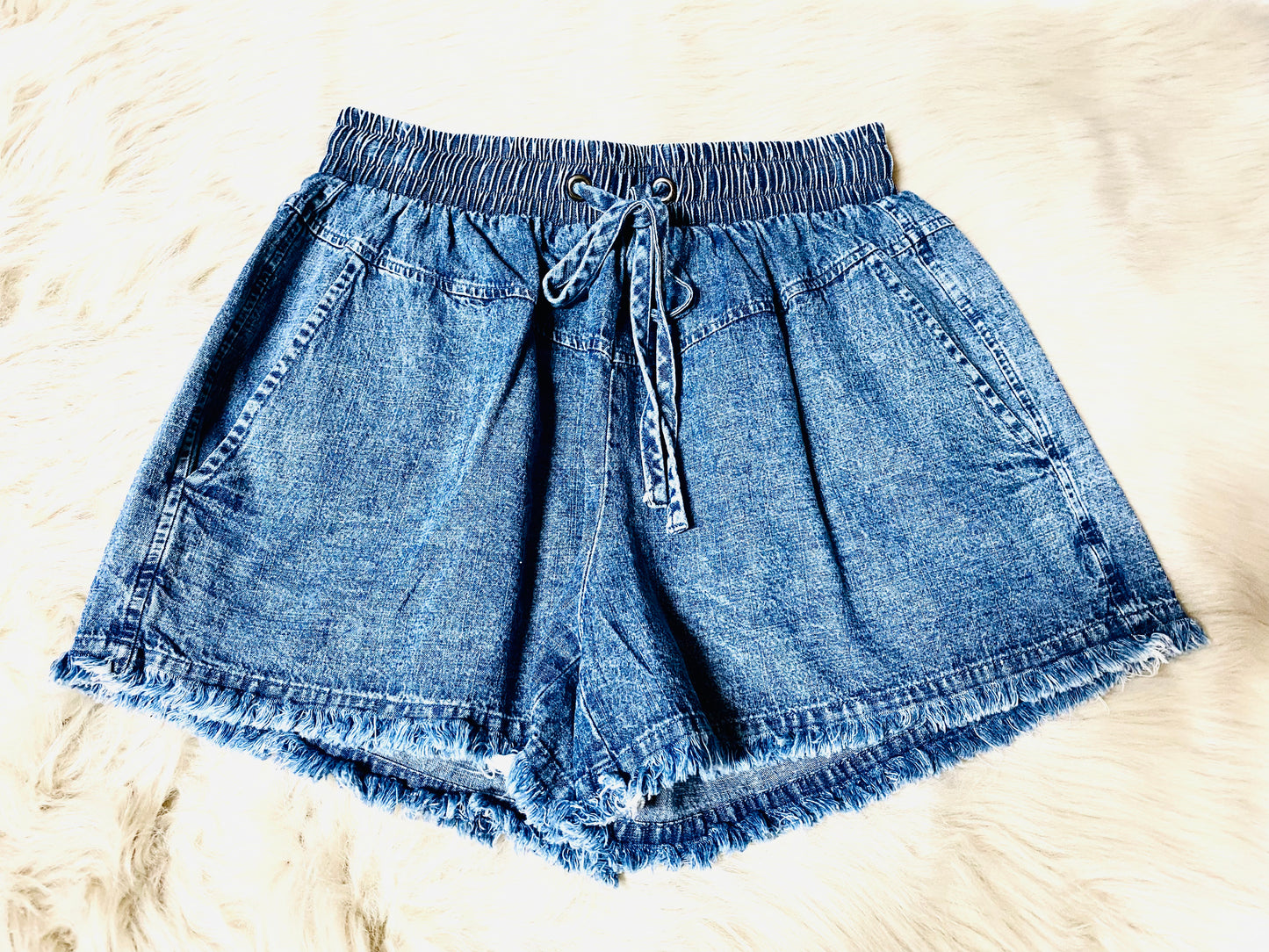 2: White Birch - Stretchy Jean Pull On Shorts