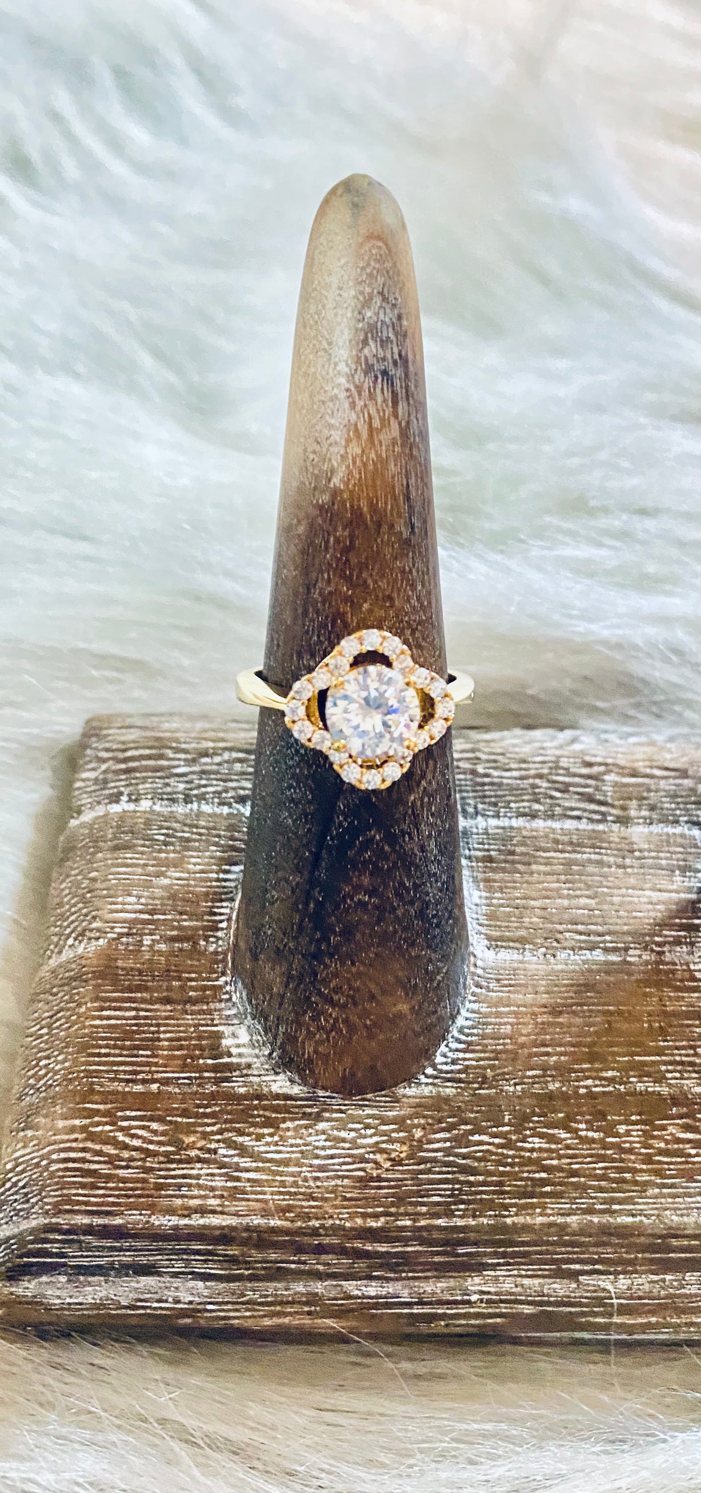 Solblanc Design inc - Flower CZ Crystal Brass Ring