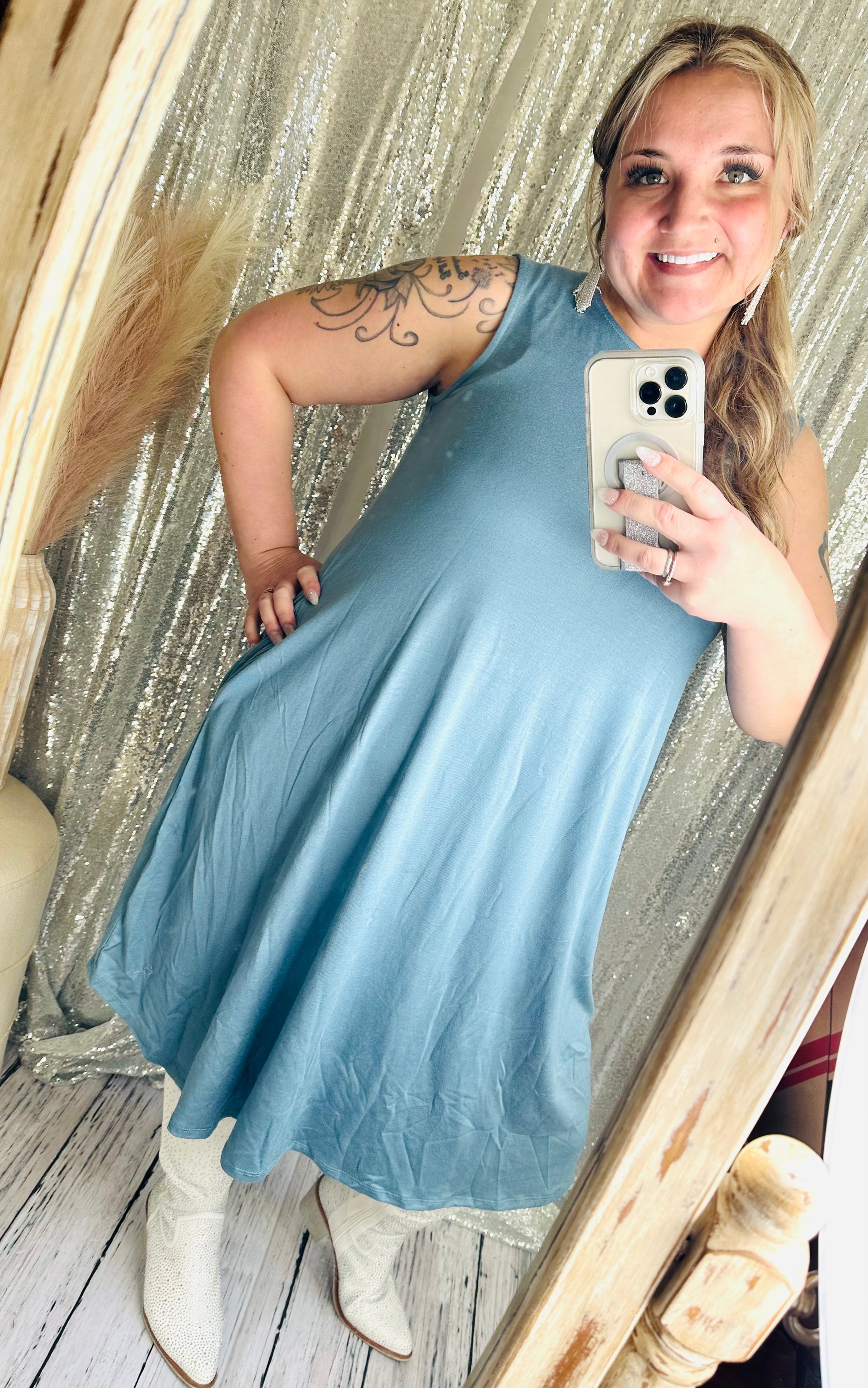 Zenana - Blue Round Hem Neck Line Flowy Pocket Dress – Sweet Southern Finds  On A Dime LLC