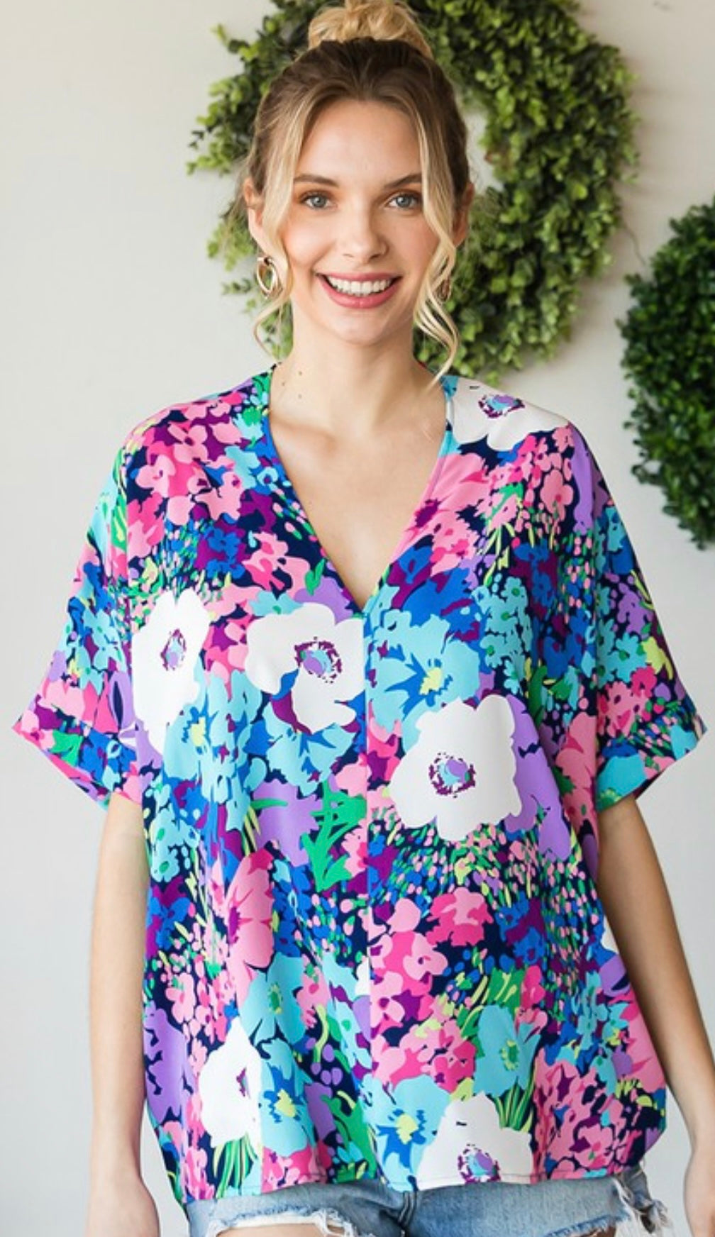 Jodifl Floral Print Boxy Vneck Short Sleeve Top